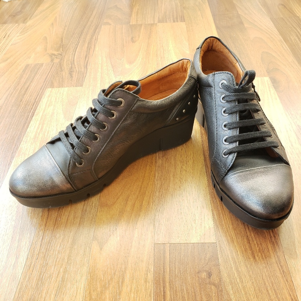 Pikolinos Black Wedge Lace Up Zipper Sneakers